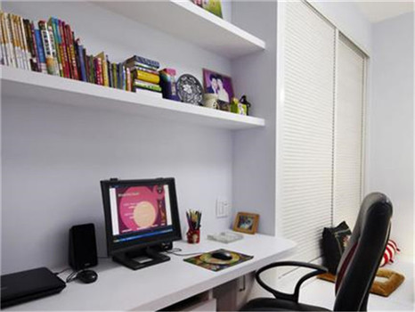 您家有小小的書房嗎？是怎么樣的呢？