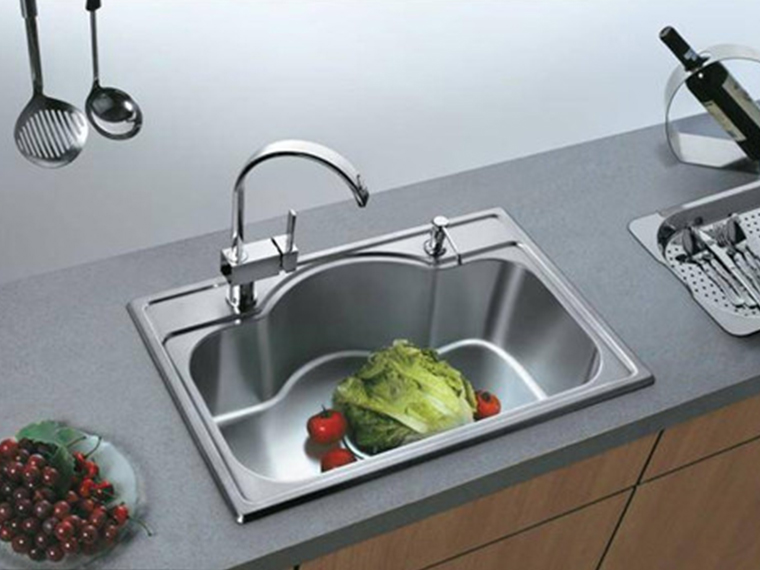 裝修時(shí)如何選擇不銹鋼水槽？趕緊get !